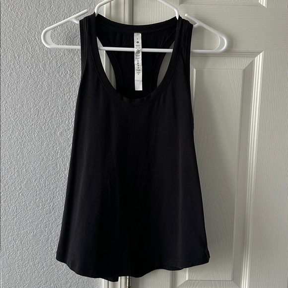 EUC Lululemon Love Tank Top black size 4 - Picture 1 of 3